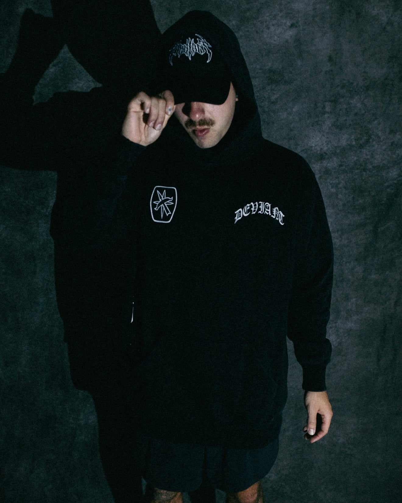 PREMIUM CHASER HOODIE