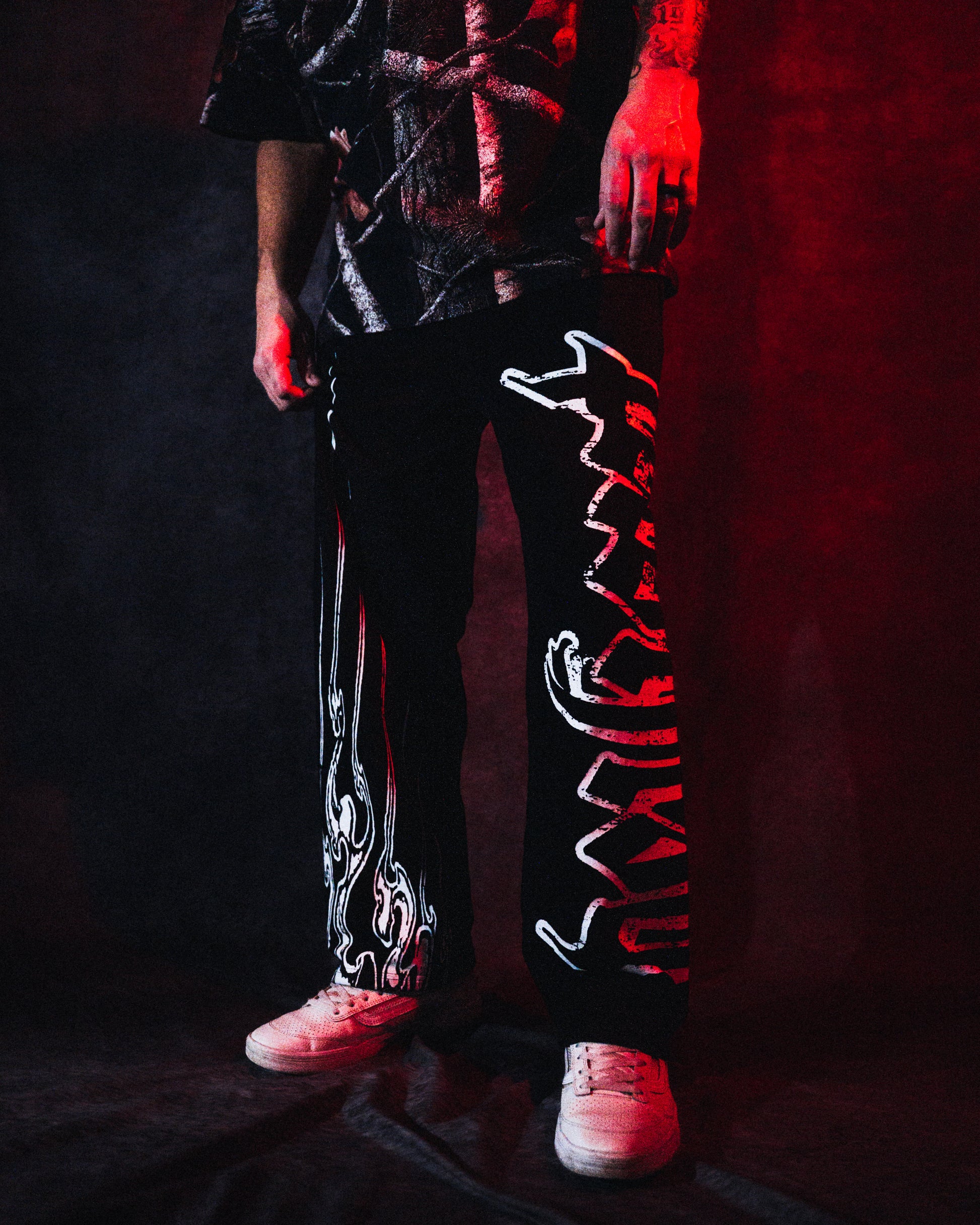 MOVE IN SILENCE PREMIUM JOGGERS