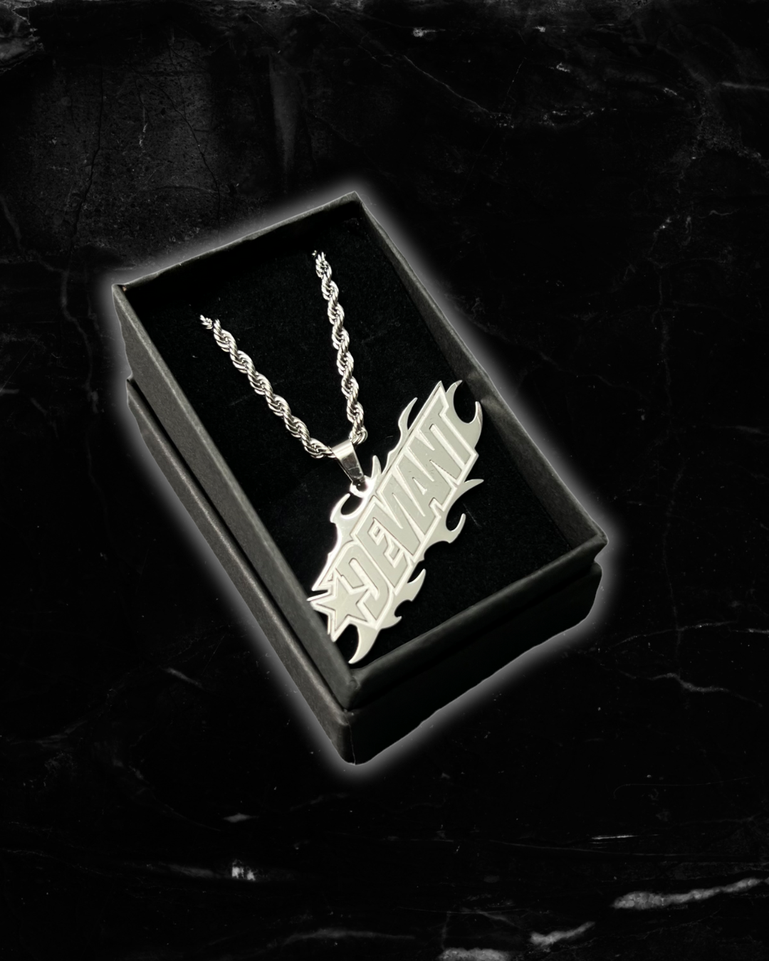 STAR NECKLACE